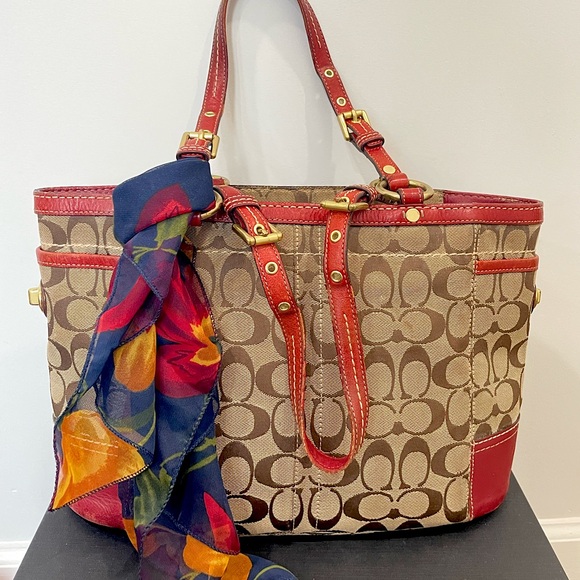 COACH✨ Ruby Red Leather & Signature Jacquard Canvas Gallery Tote - Picture 1 of 16